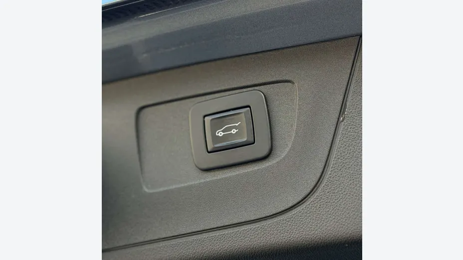 OPEL Insignia -