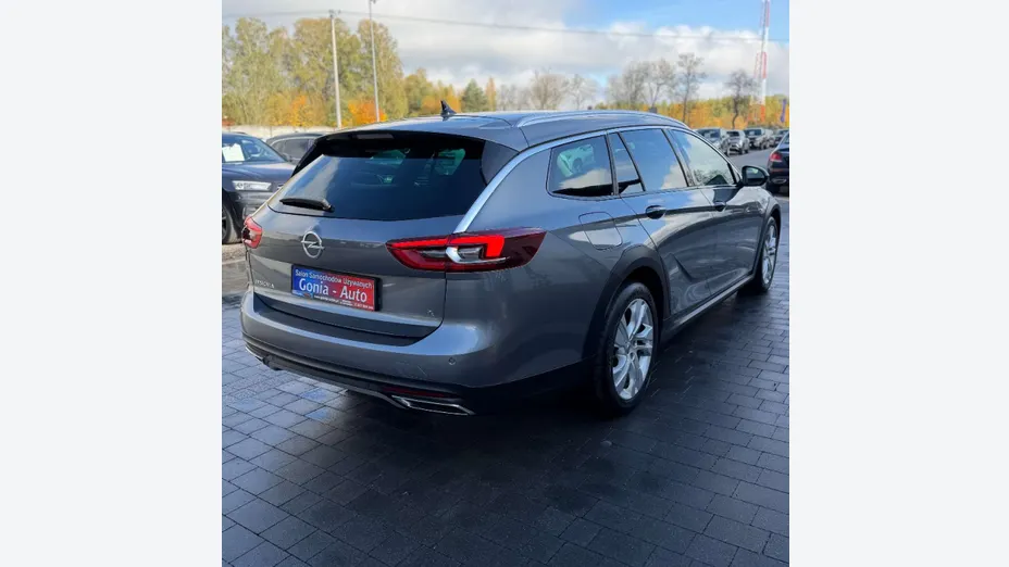 OPEL Insignia -