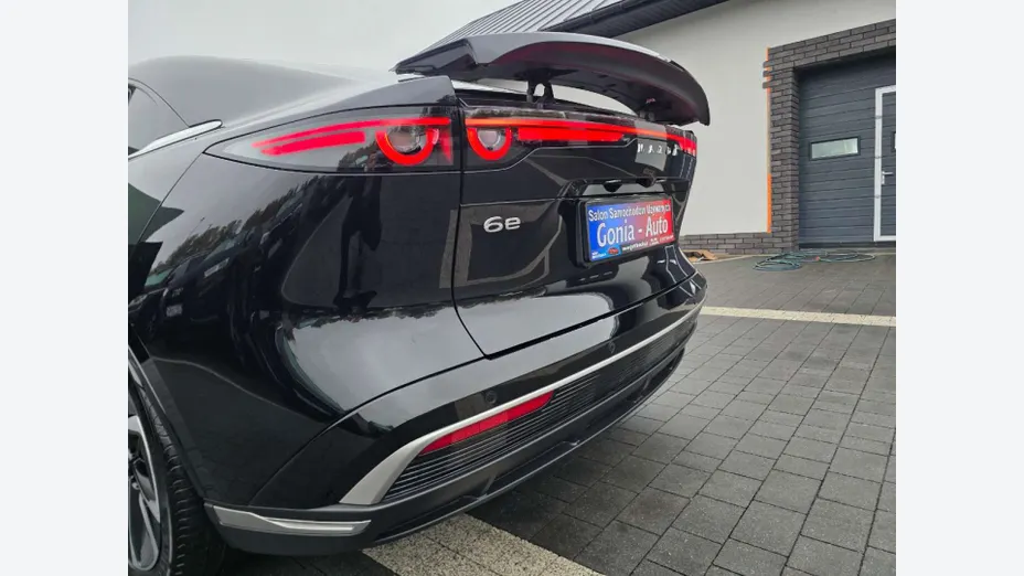 MAZDA 6e -