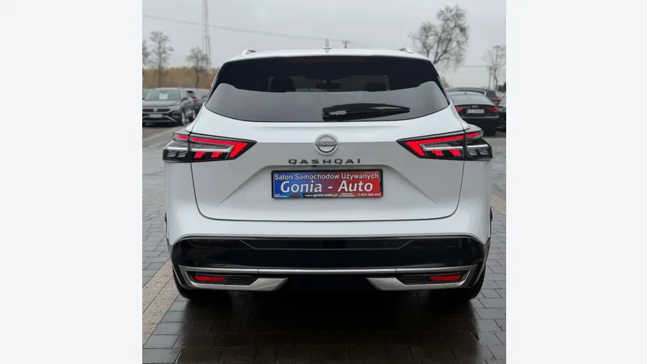NISSAN Qashqai -