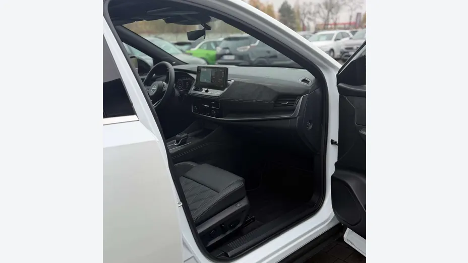 NISSAN Qashqai -