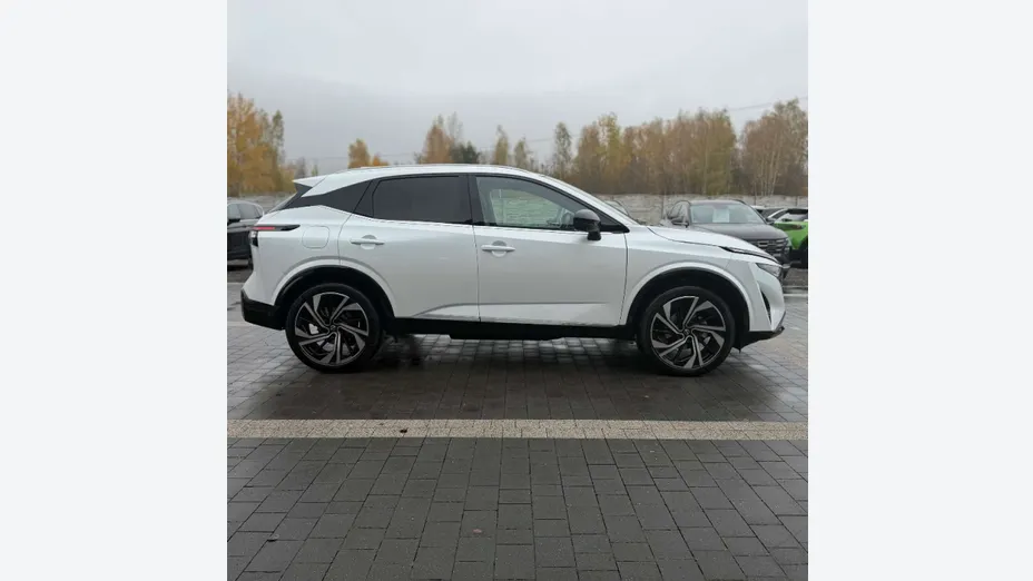 NISSAN Qashqai -
