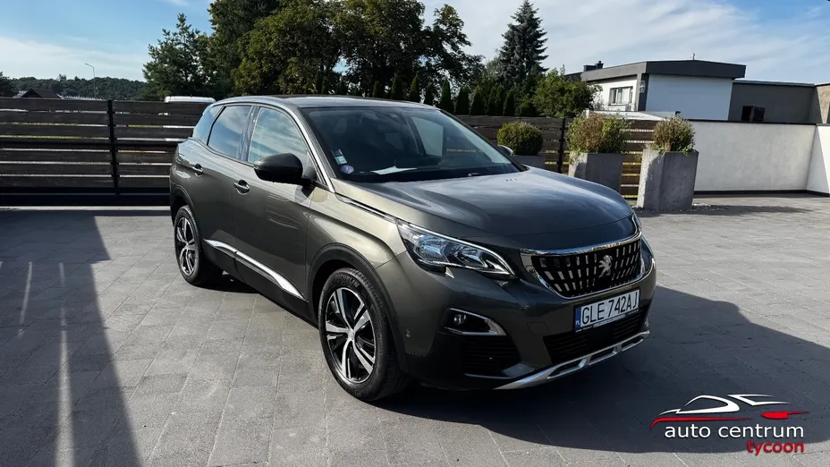 PEUGEOT 3008 -