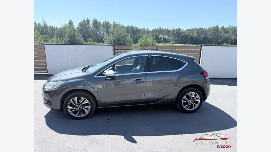 CITROEN DS4 -