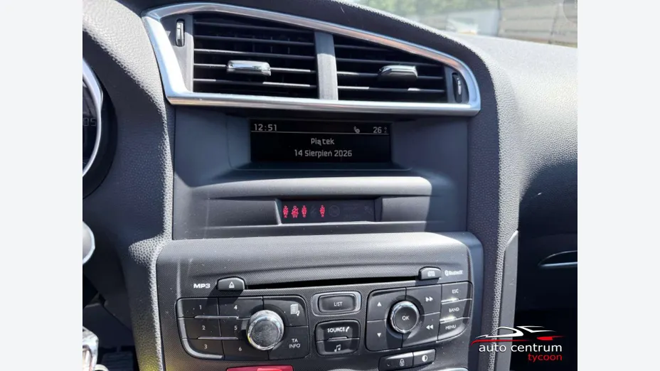 CITROEN DS4 -