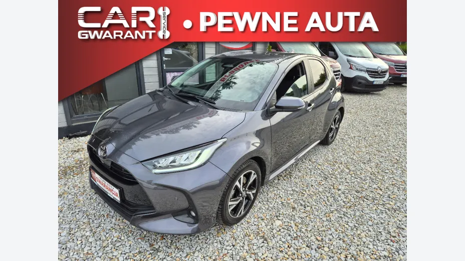 TOYOTA Yaris -