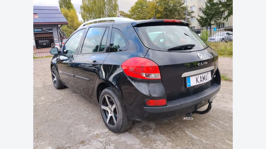 RENAULT Clio -