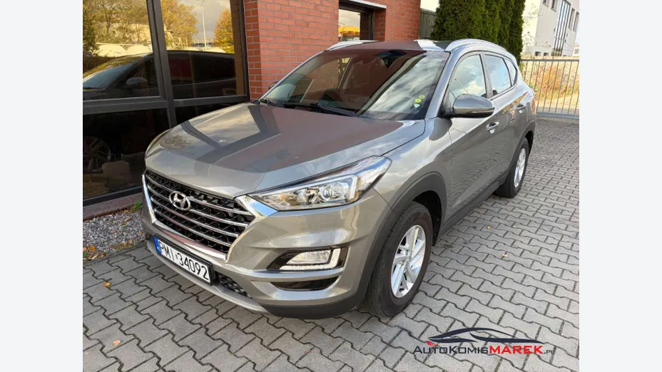HYUNDAI Tucson -