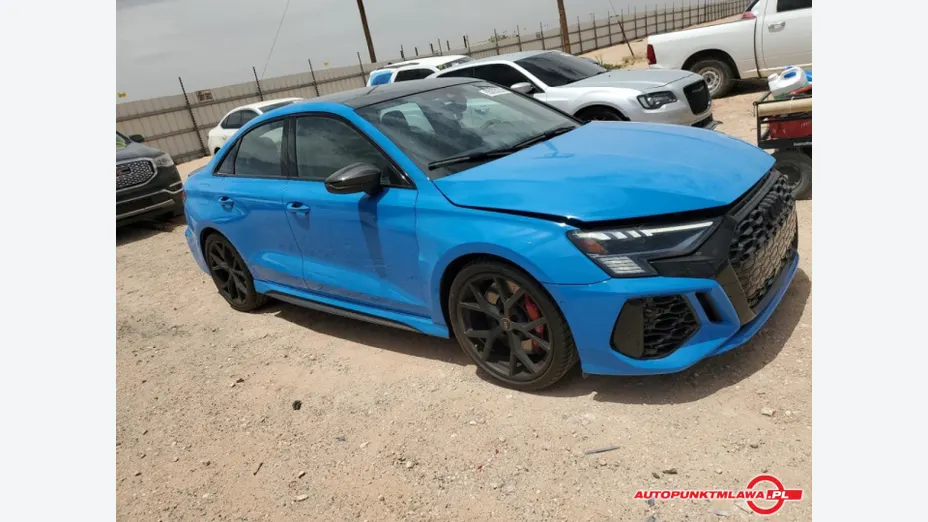 AUDI RS3 -