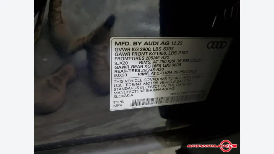 AUDI Q7 -