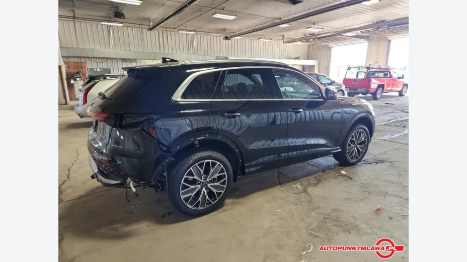 AUDI Q5 -