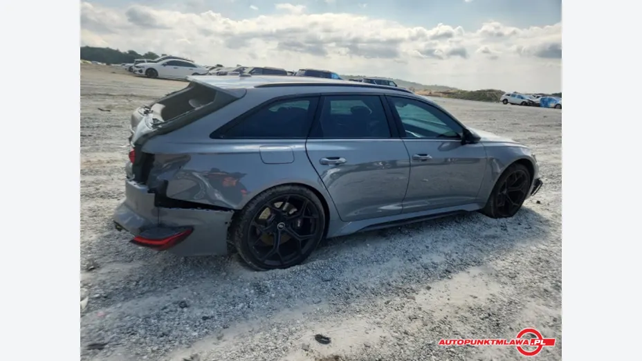 AUDI RS6 Avant -