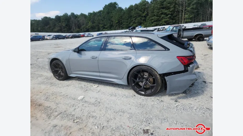 AUDI RS6 Avant -