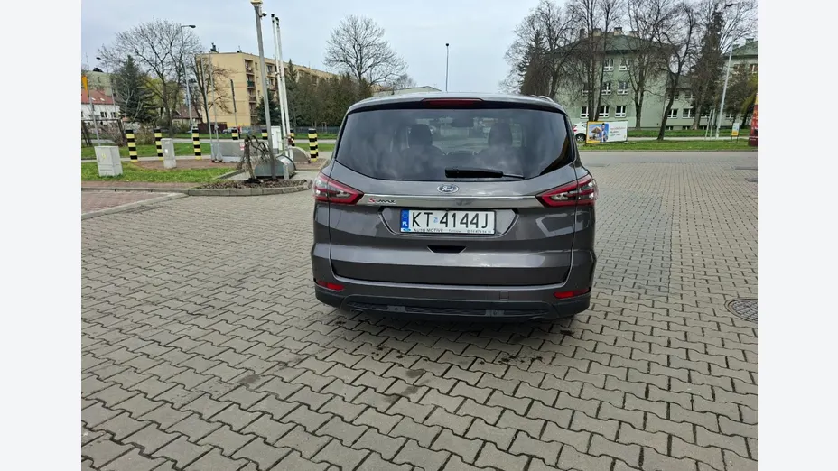 FORD S-MAX -