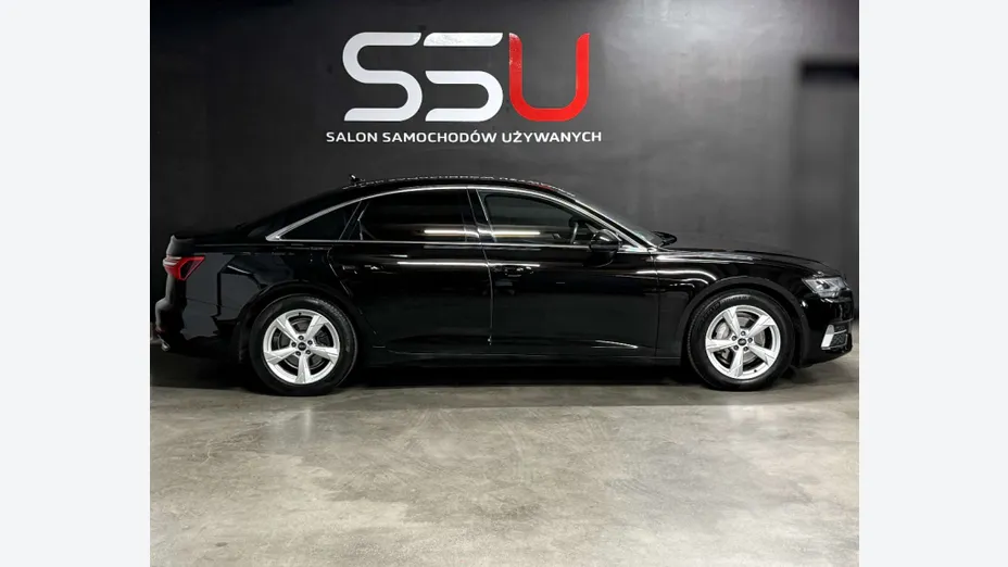 AUDI A6 -