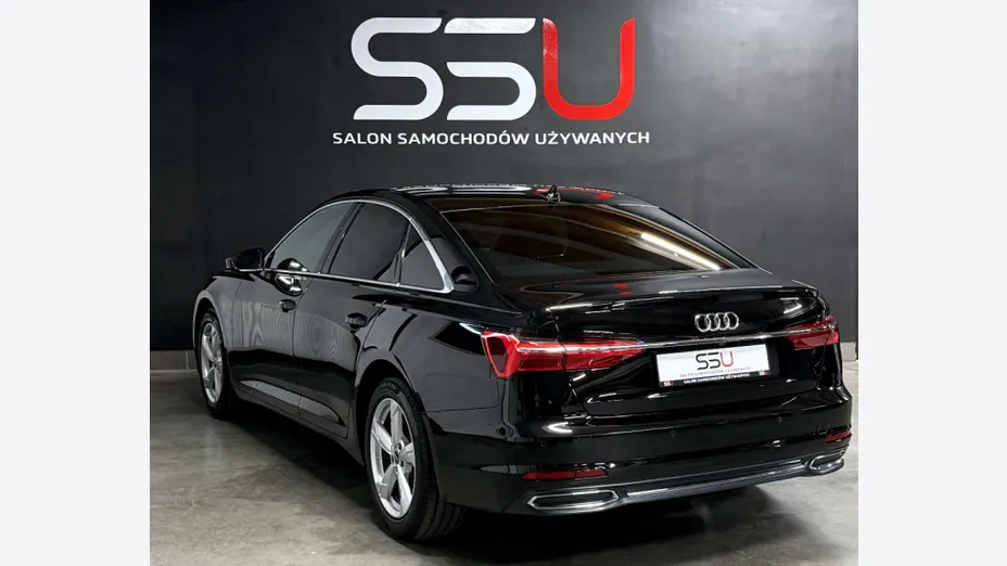 AUDI A6 -