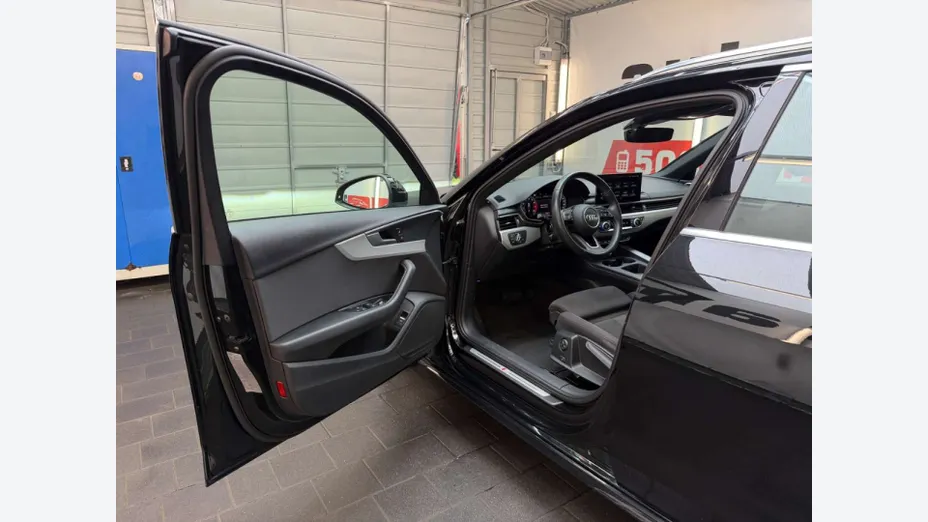 AUDI A4 Avant -