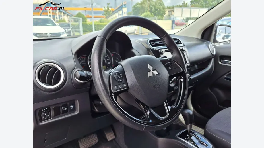 MITSUBISHI Space Star -