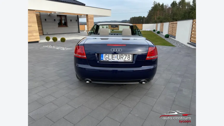 AUDI Cabriolet -