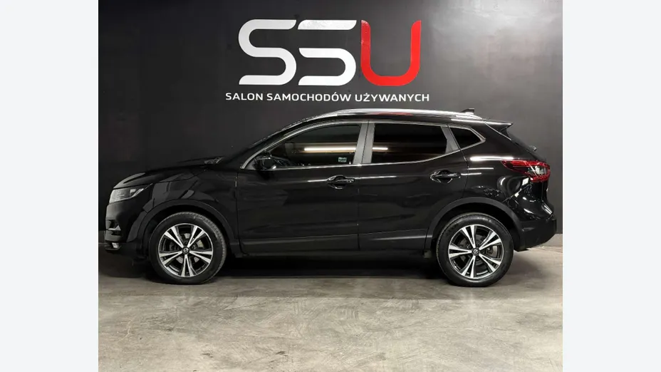 NISSAN Qashqai -