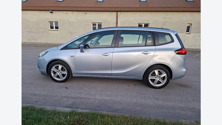 OPEL Zafira -