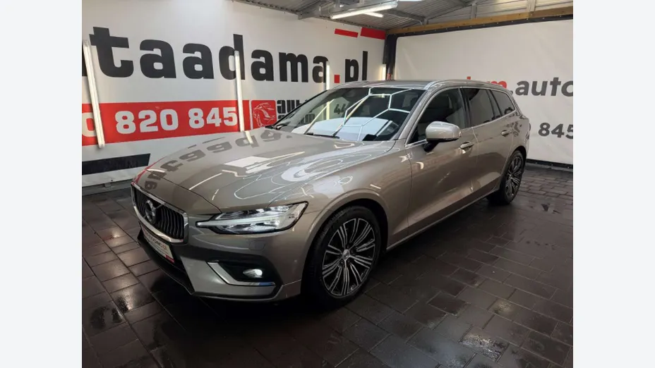 VOLVO V60 -