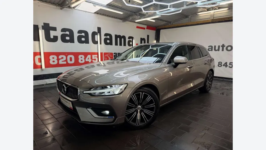 VOLVO V60 -