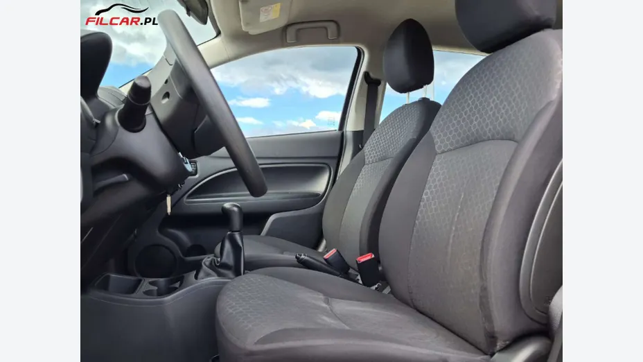 MITSUBISHI Space Star -