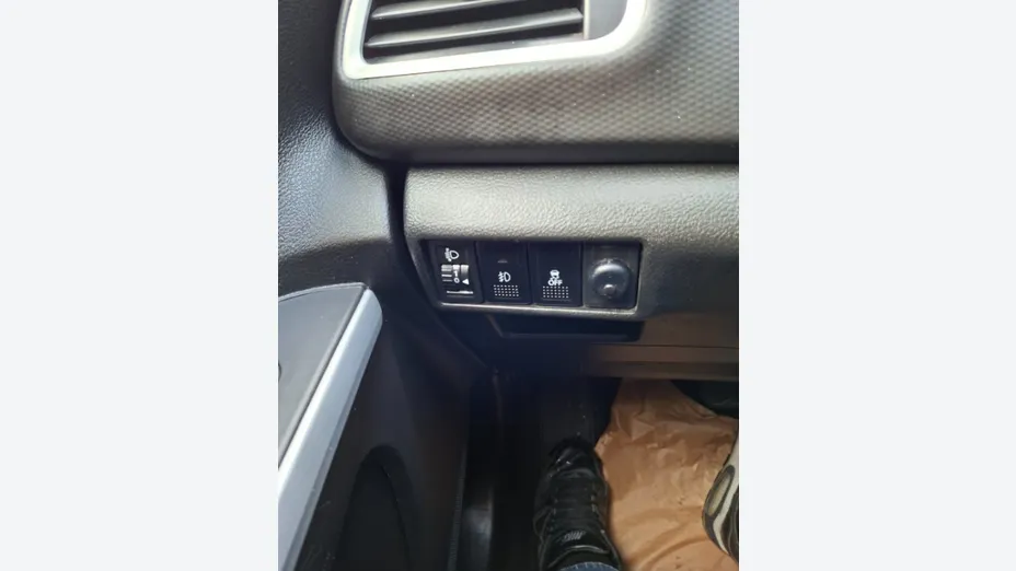 SUZUKI SX4 -