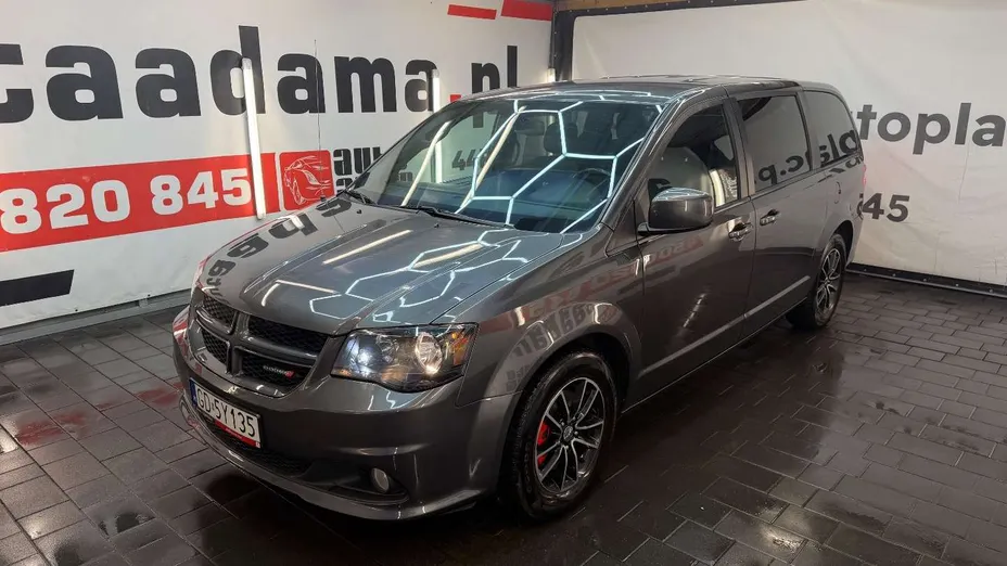 DODGE Grand Caravan -