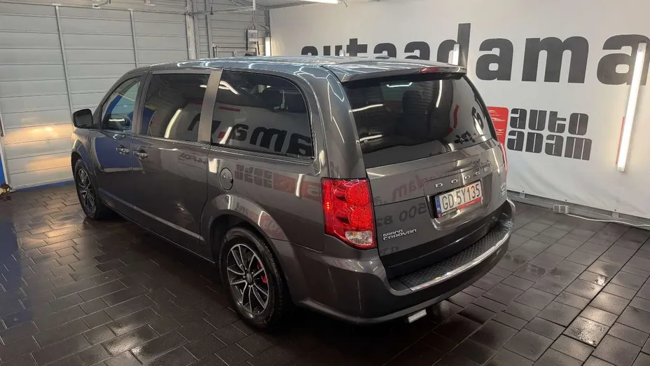 DODGE Grand Caravan -