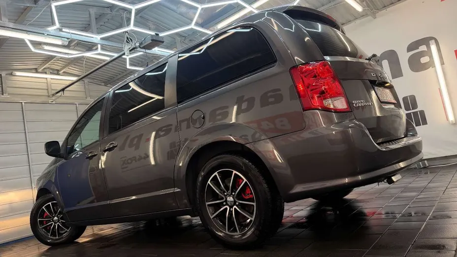 DODGE Grand Caravan -