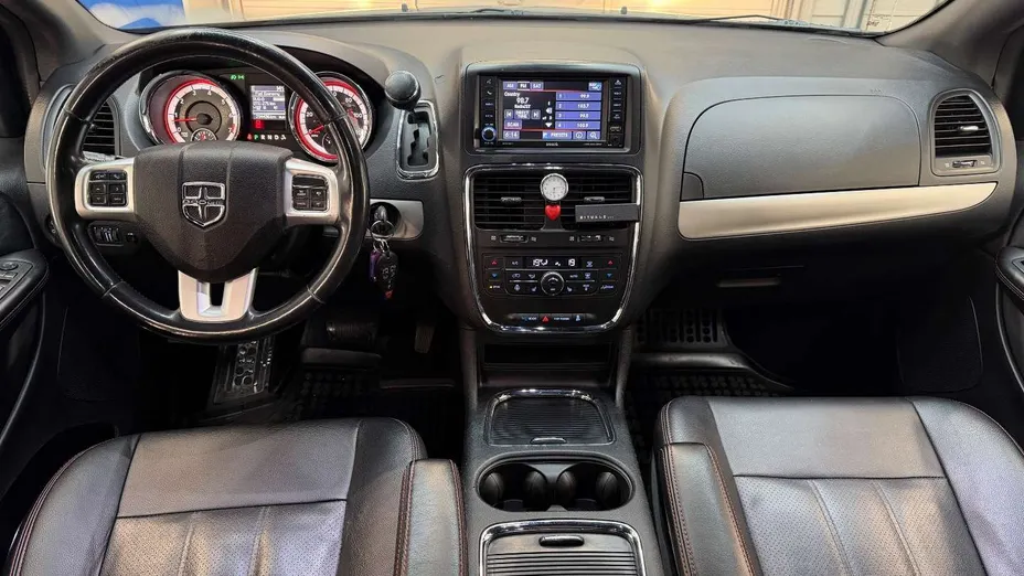DODGE Grand Caravan -