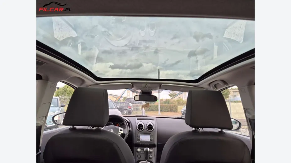 NISSAN Qashqai -