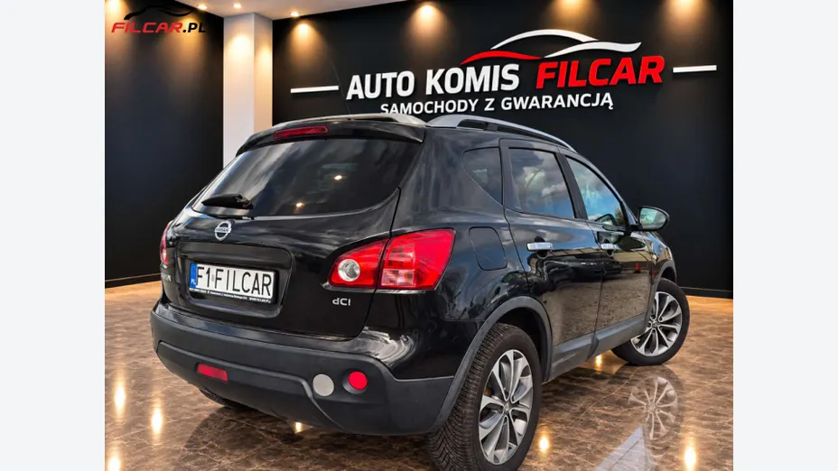 NISSAN Qashqai -