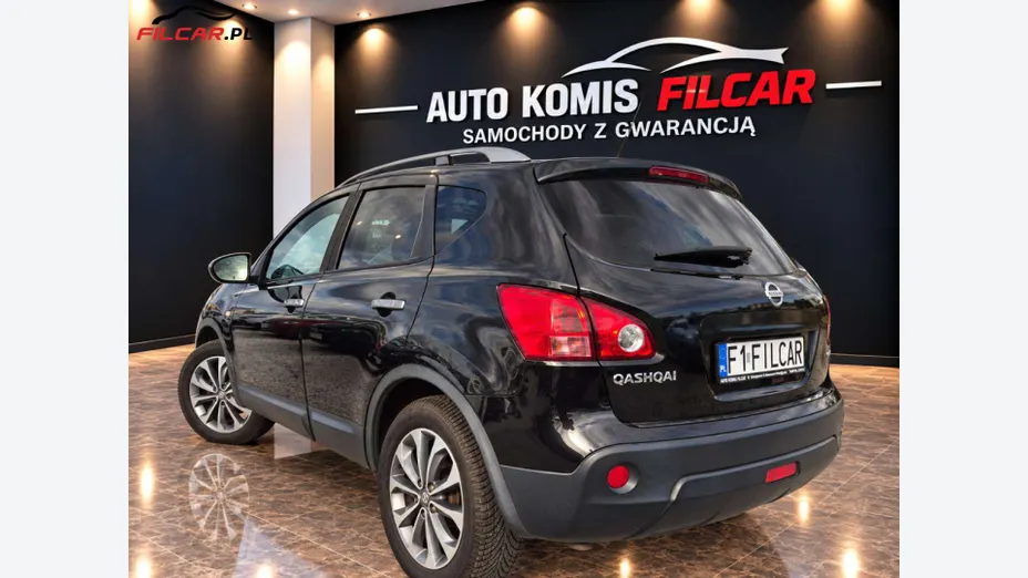 NISSAN Qashqai -