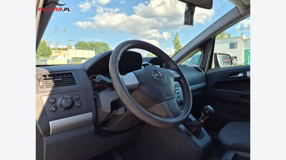 OPEL Zafira -
