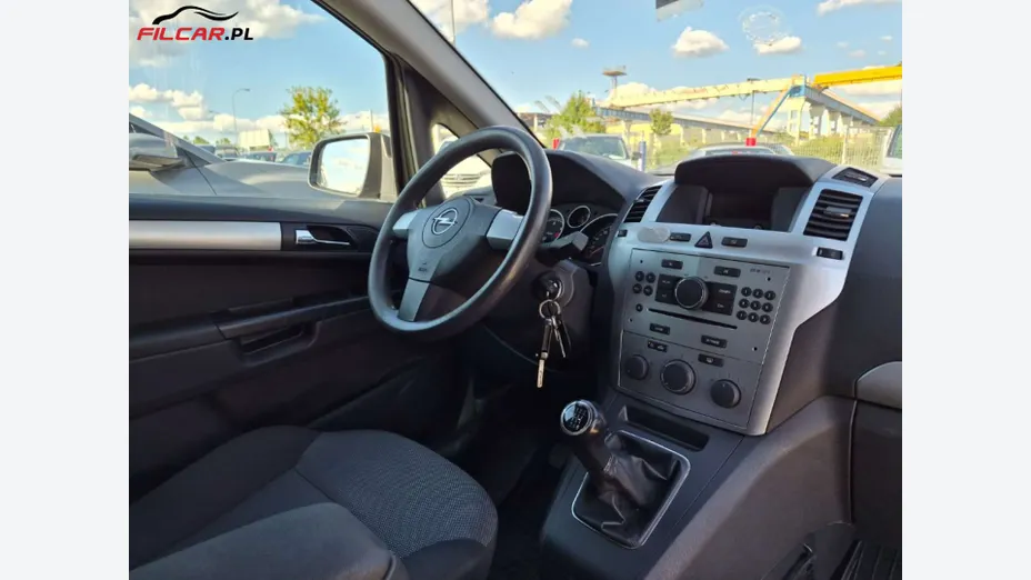 OPEL Zafira -