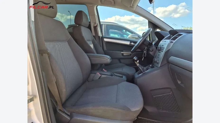 OPEL Zafira -