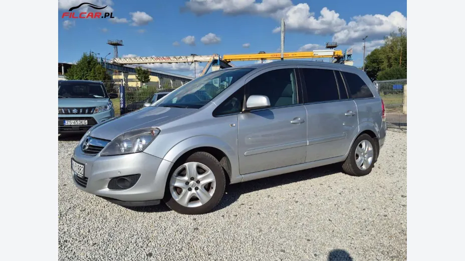 OPEL Zafira -
