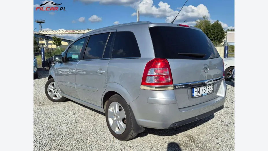 OPEL Zafira -