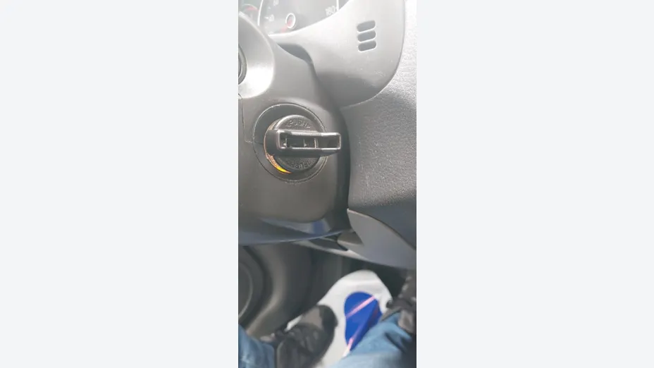 SUZUKI SX4 -