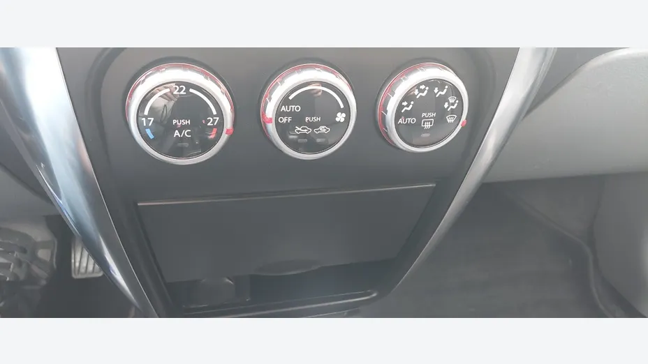 SUZUKI SX4 -