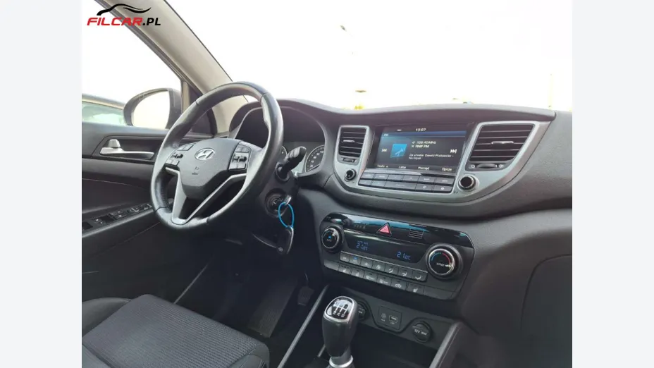 HYUNDAI Tucson -