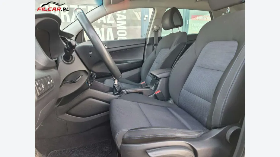 HYUNDAI Tucson -