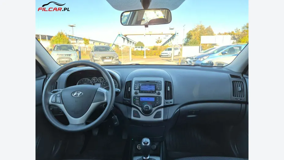 HYUNDAI i30 -