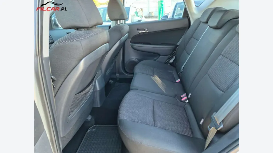 HYUNDAI i30 -