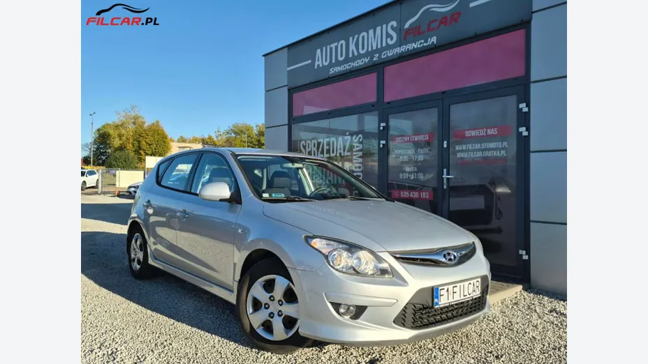 HYUNDAI i30 -