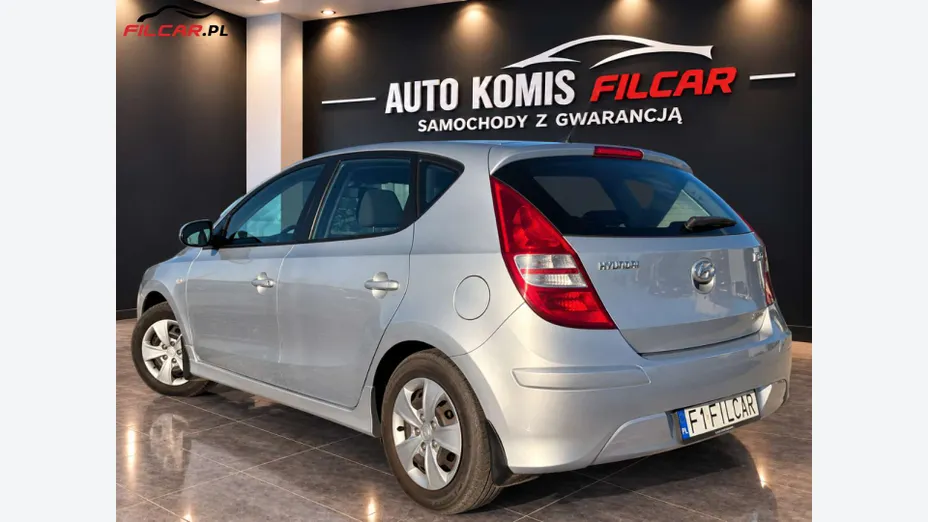 HYUNDAI i30 -