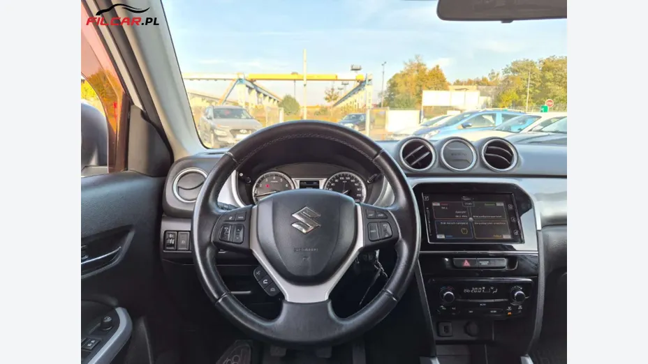 SUZUKI Vitara -